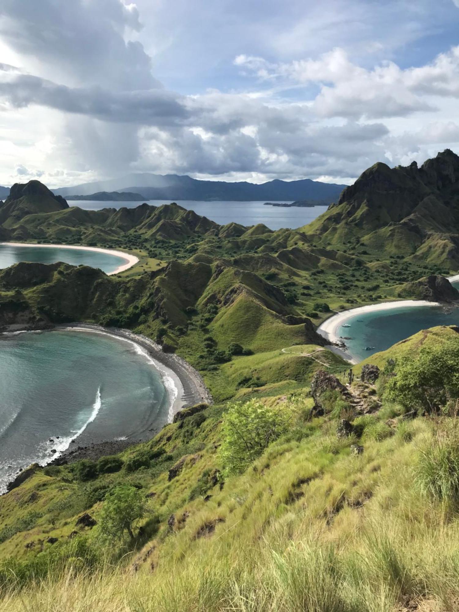 Ora Komodo Home Stay Екстер'єр фото