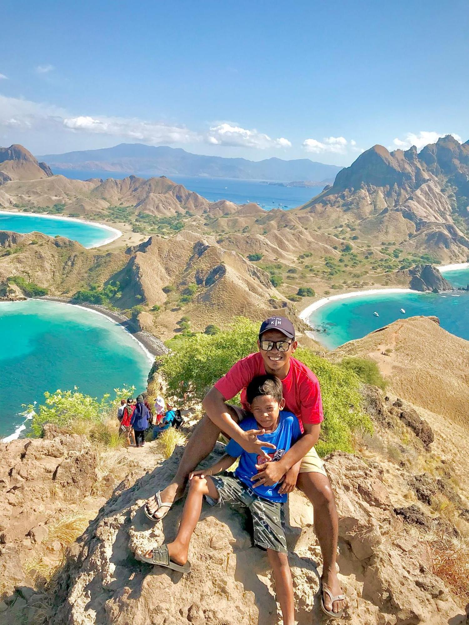 Ora Komodo Home Stay Екстер'єр фото